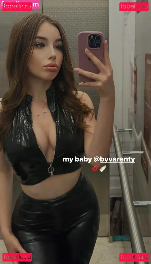 Uberchini Onlyfans Photo Gallery 