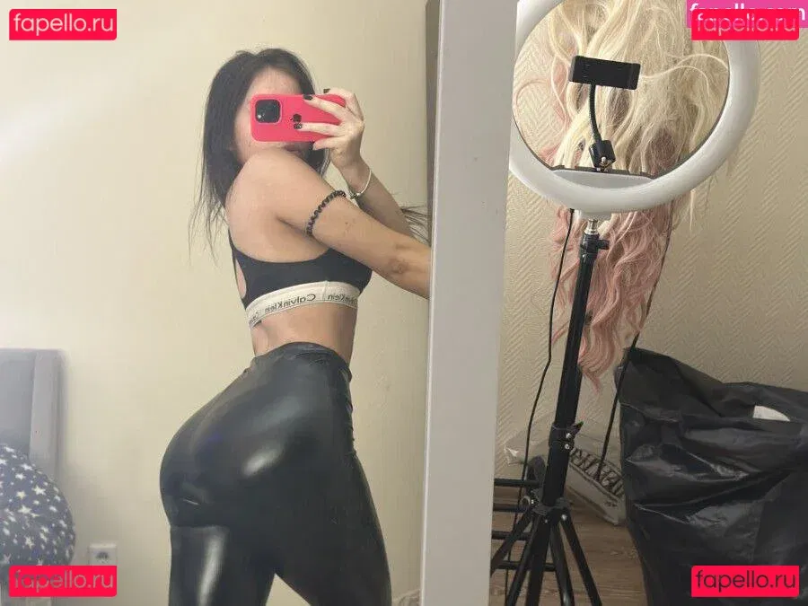 Uberchini Onlyfans Photo Gallery 