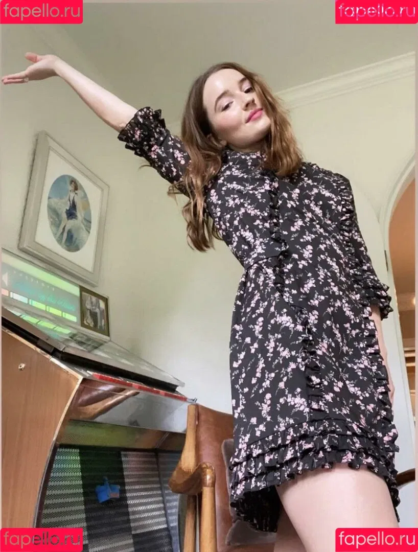 Kaitlyn Dever Onlyfans Photo Gallery 