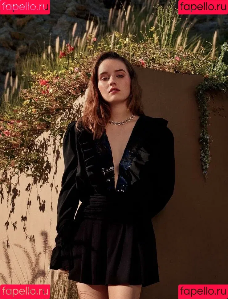 Kaitlyn Dever Onlyfans Photo Gallery 