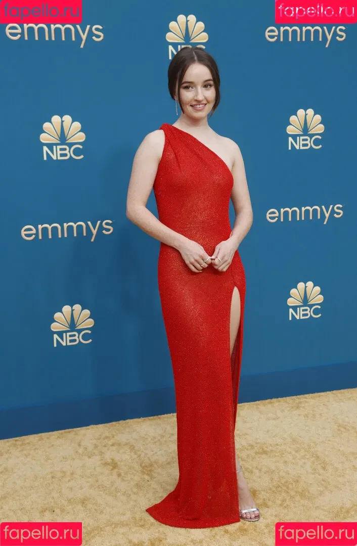 Kaitlyn Dever Onlyfans Photo Gallery 