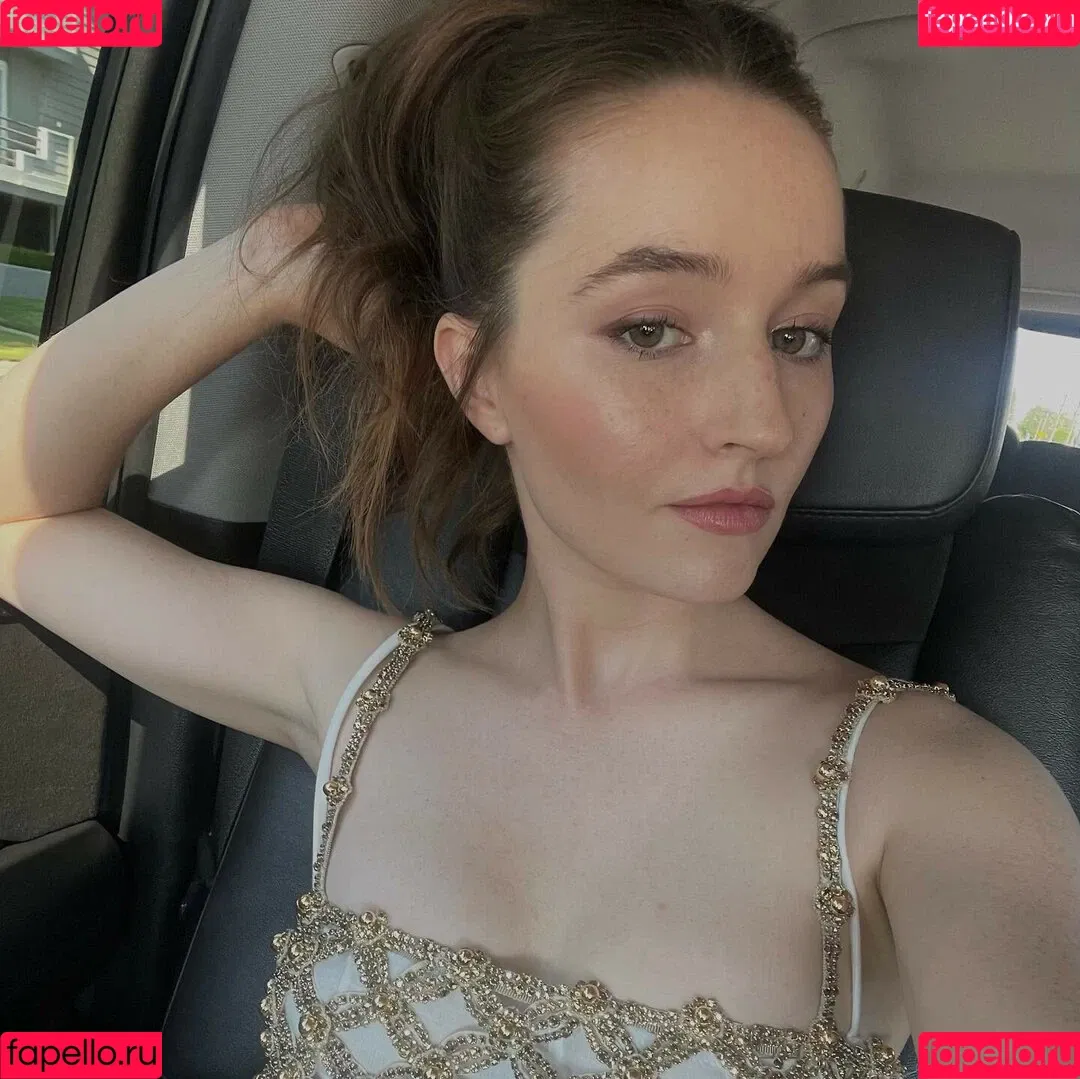 Kaitlyn Dever Onlyfans Photo Gallery 