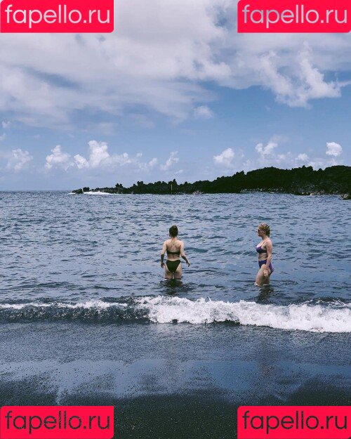 Kaitlyn Dever Onlyfans Photo Gallery 