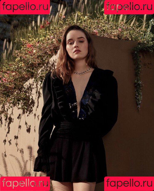 Kaitlyn Dever Onlyfans Photo Gallery 