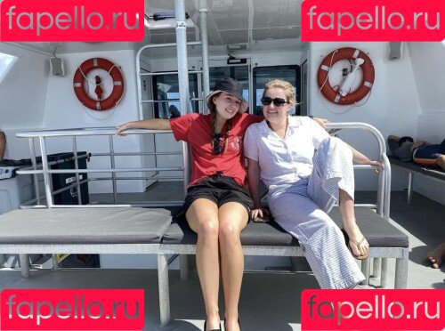 Kaitlyn Dever Onlyfans Photo Gallery 