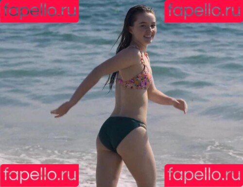 Kaitlyn Dever Onlyfans Photo Gallery 