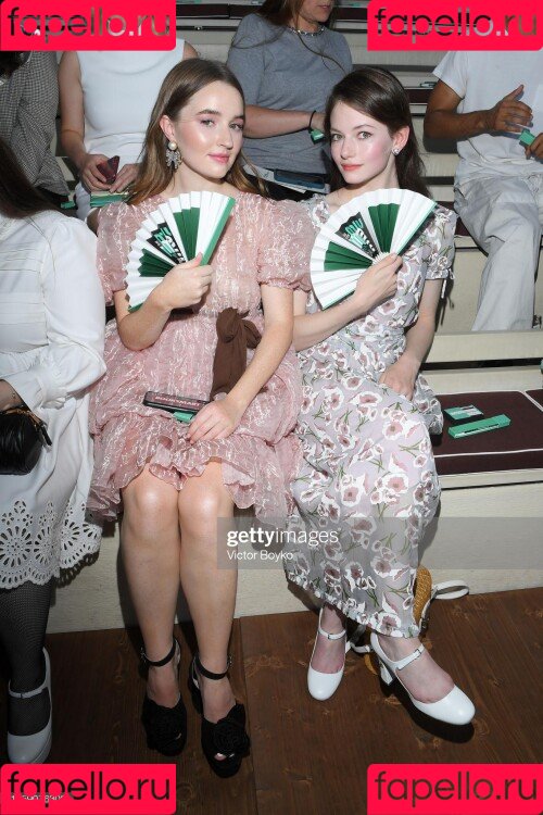 Kaitlyn Dever Onlyfans Photo Gallery 