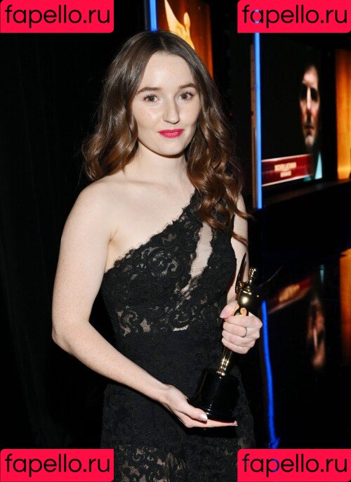 Kaitlyn Dever Onlyfans Photo Gallery 