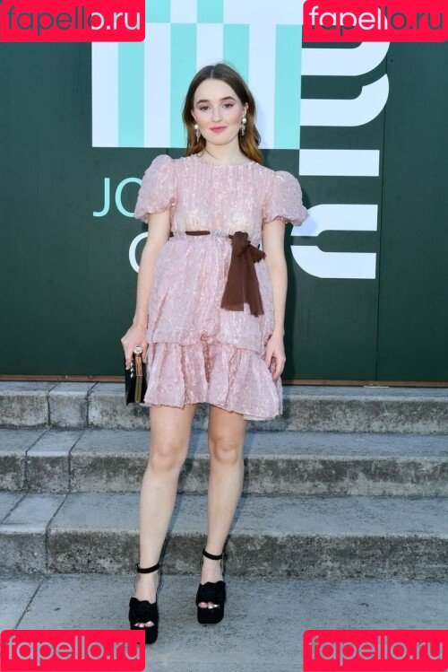 Kaitlyn Dever Onlyfans Photo Gallery 