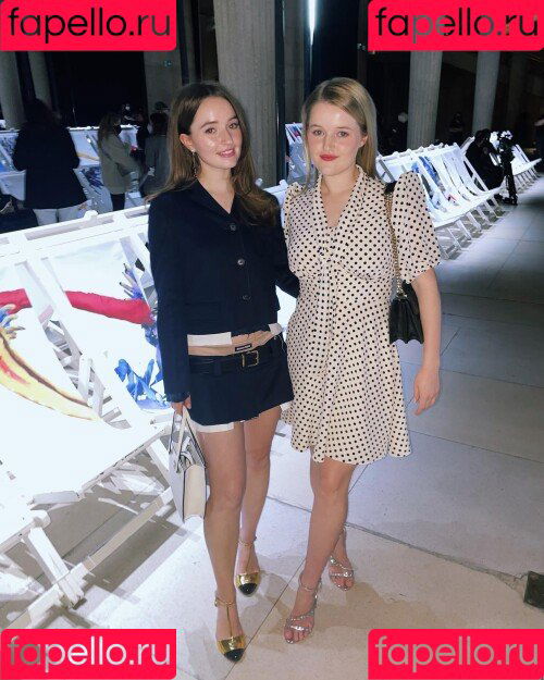 Kaitlyn Dever Onlyfans Photo Gallery 