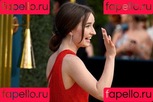 Kaitlyn Dever Onlyfans Photo Gallery 