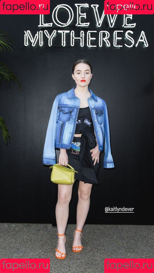 Kaitlyn Dever Onlyfans Photo Gallery 