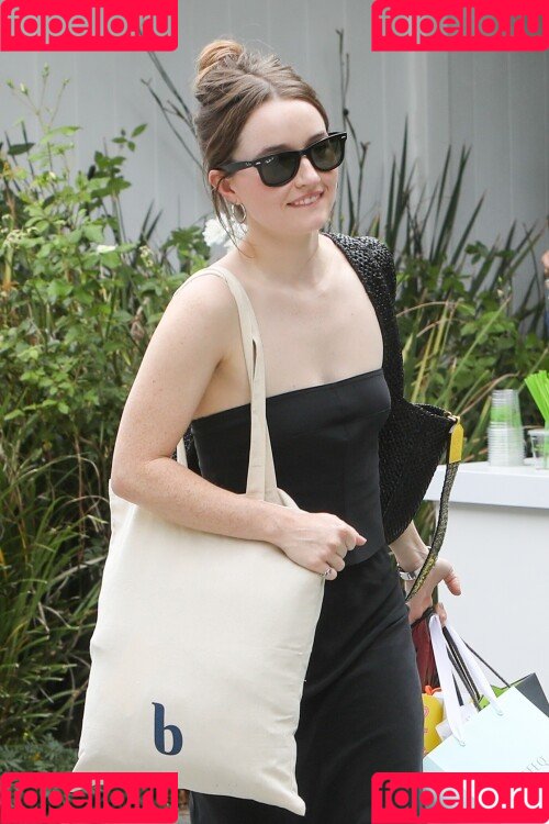 Kaitlyn Dever Onlyfans Photo Gallery 