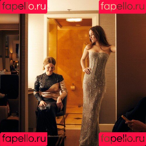 Kaitlyn Dever Onlyfans Photo Gallery 