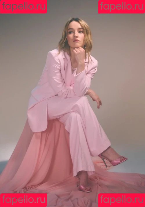 Kaitlyn Dever Onlyfans Photo Gallery 