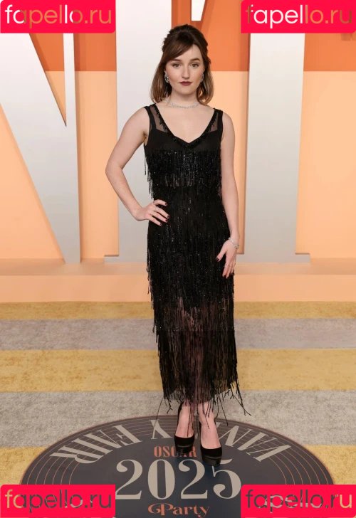 Kaitlyn Dever Onlyfans Photo Gallery 