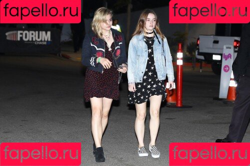 Kaitlyn Dever Onlyfans Photo Gallery 