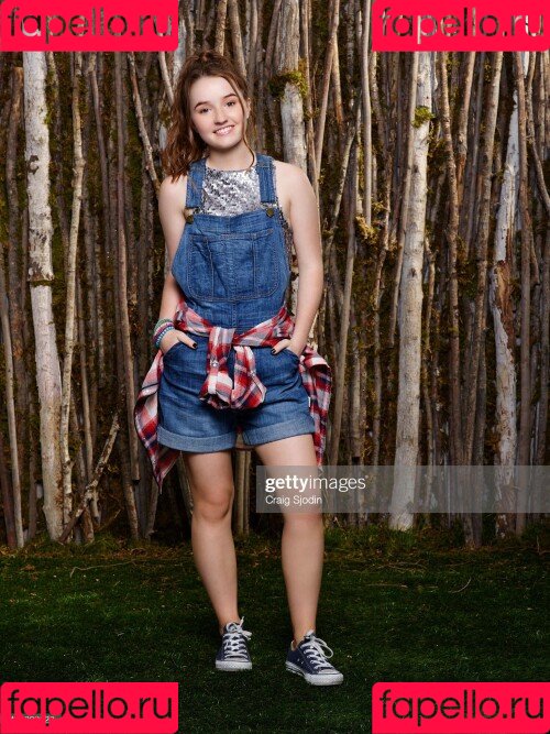 Kaitlyn Dever Onlyfans Photo Gallery 