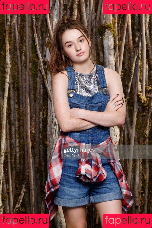 Kaitlyn Dever Onlyfans Photo Gallery 
