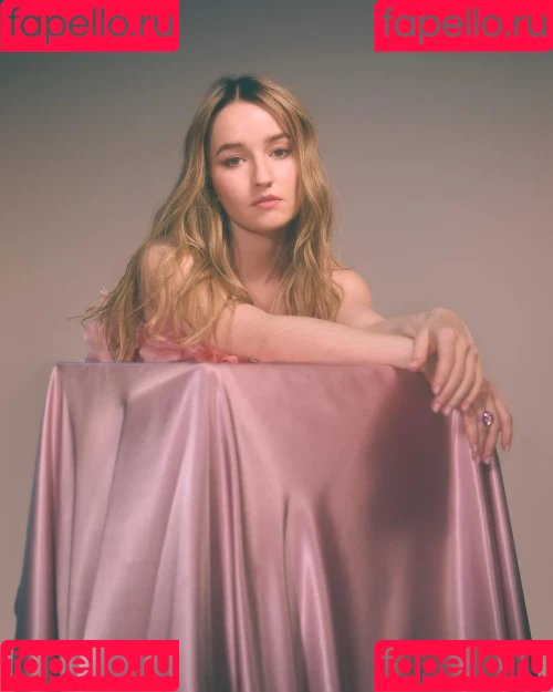 Kaitlyn Dever Onlyfans Photo Gallery 