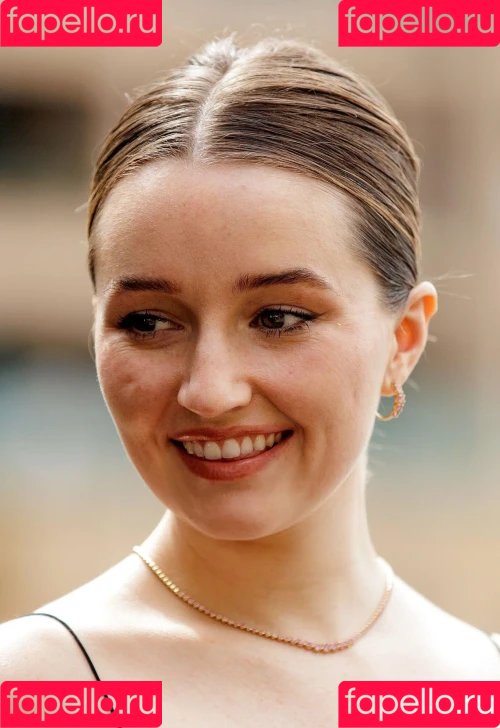 Kaitlyn Dever Onlyfans Photo Gallery 