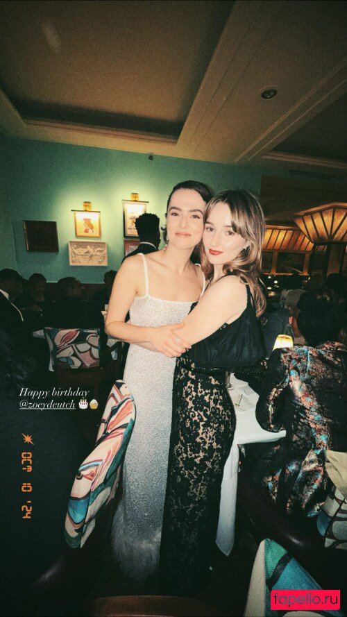Kaitlyn Dever Nude Onlyfans Photo 21