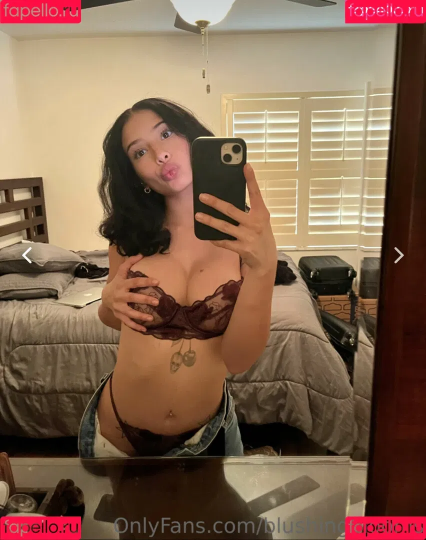 blushingblooms Onlyfans Photo Gallery 