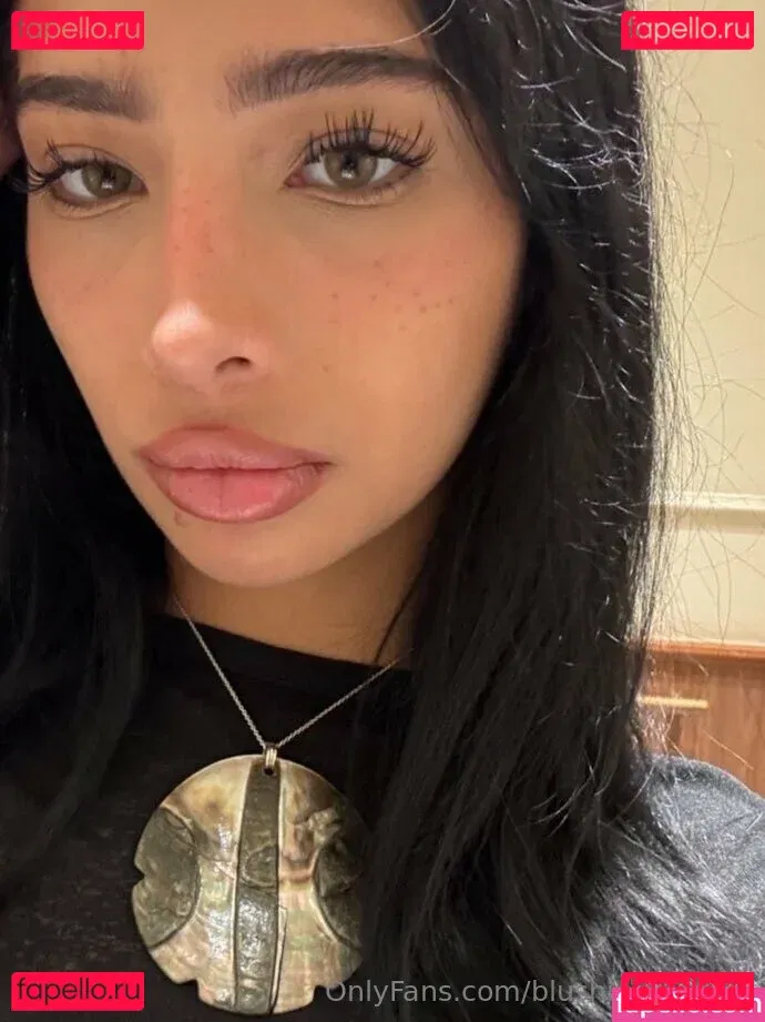 blushingblooms Onlyfans Photo Gallery 