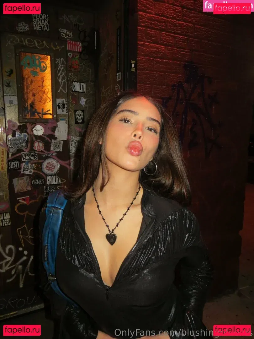 blushingblooms Onlyfans Photo Gallery 