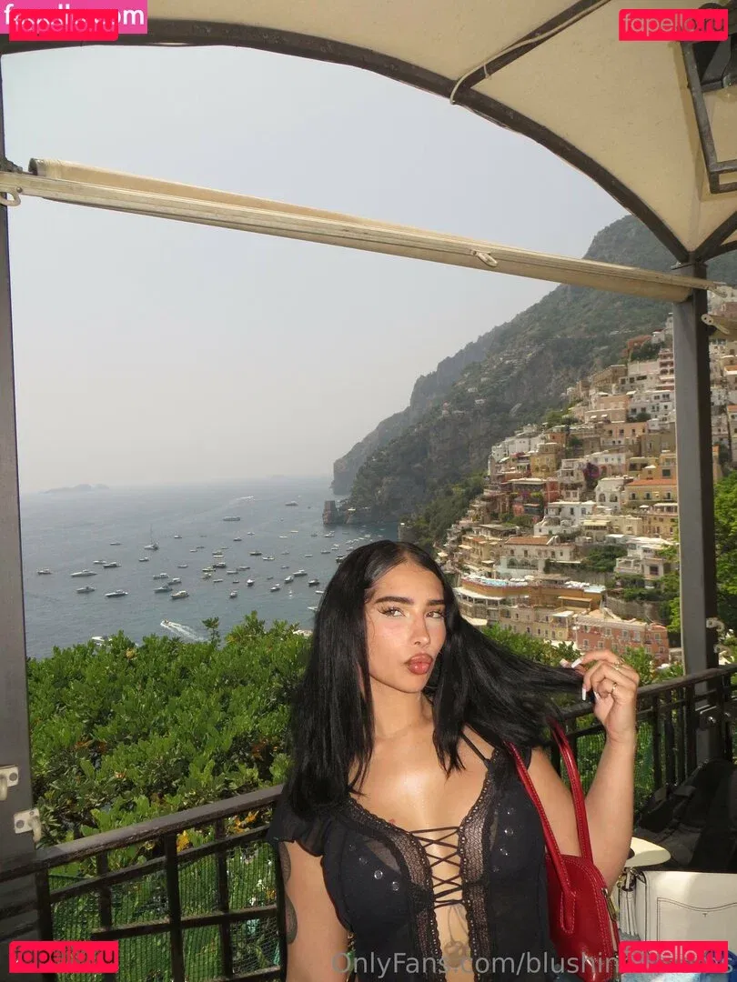 blushingblooms Onlyfans Photo Gallery 