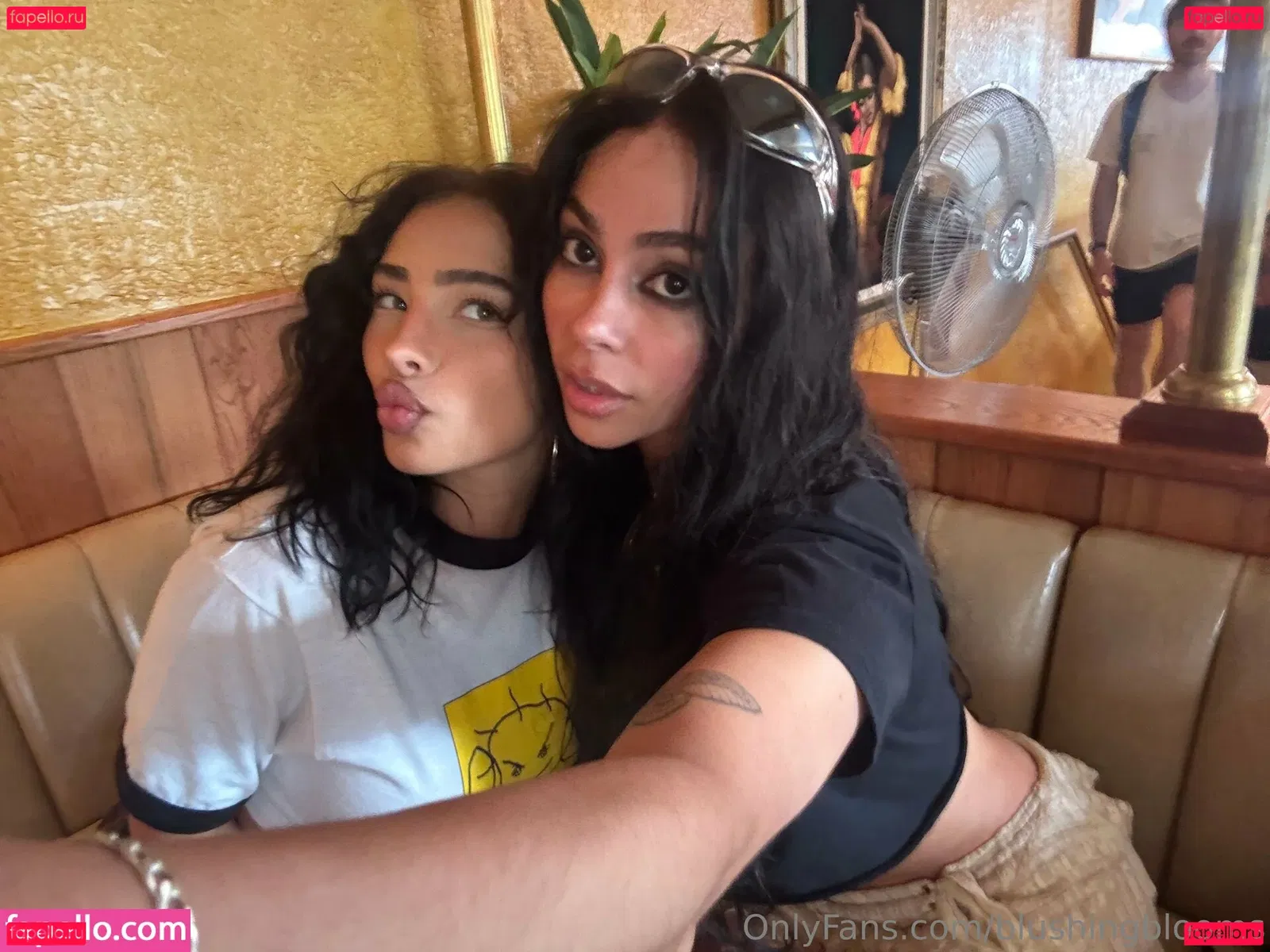 blushingblooms Onlyfans Photo Gallery 