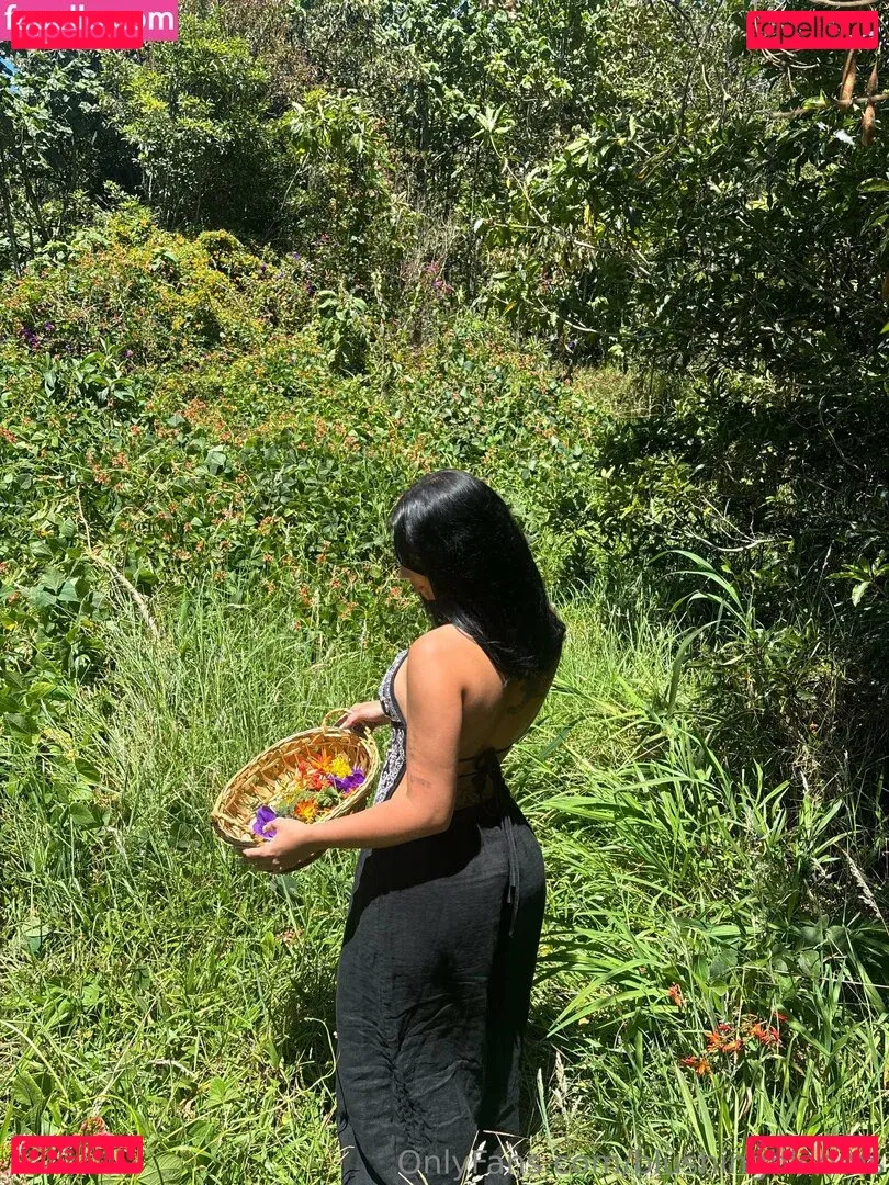 blushingblooms Onlyfans Photo Gallery 