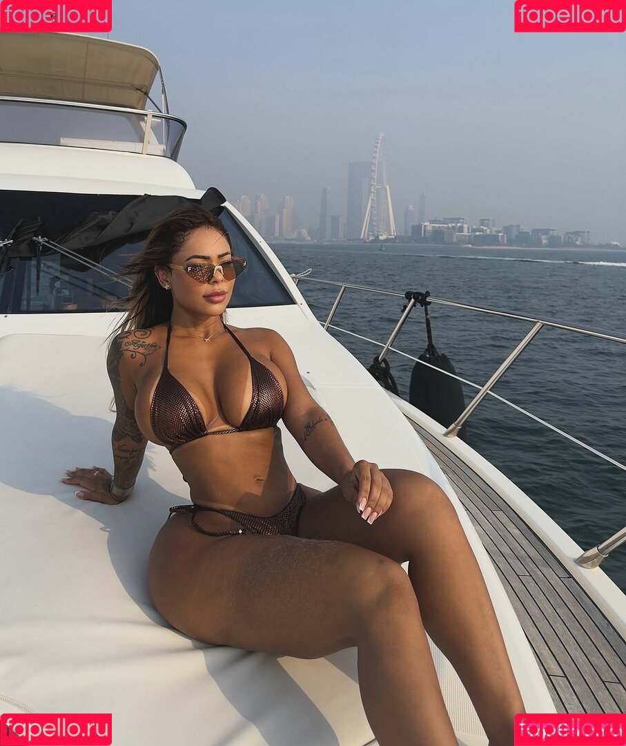 Valentina Ferraz Onlyfans Photo Gallery 