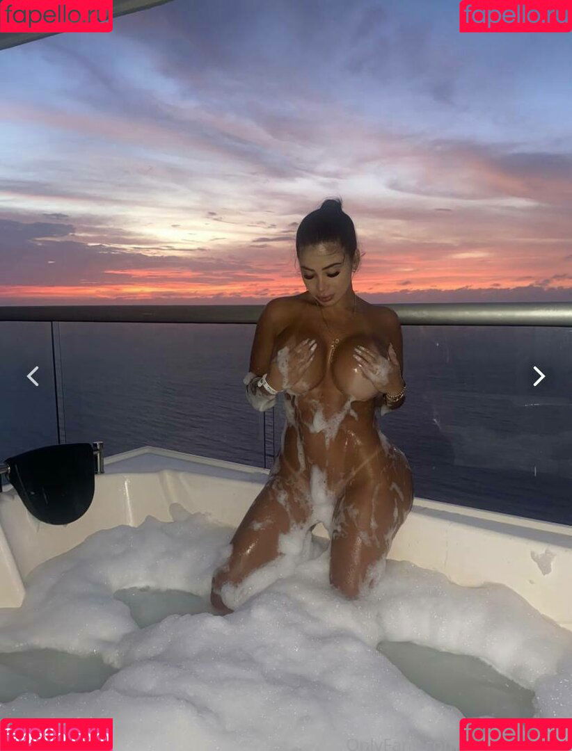 Jakeline Serna Onlyfans Photo Gallery 