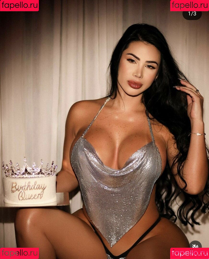 Jakeline Serna Onlyfans Photo Gallery 