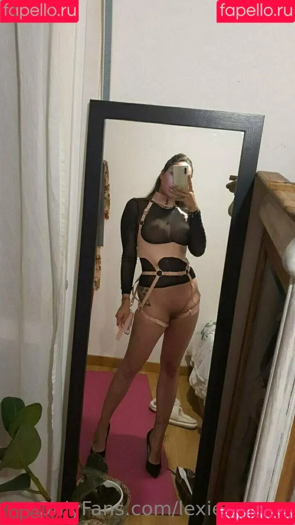 lexiemoonx Onlyfans Photo Gallery 
