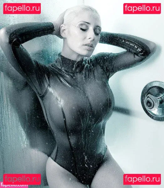 Marie Claude Bourbonnais Onlyfans Photo Gallery 