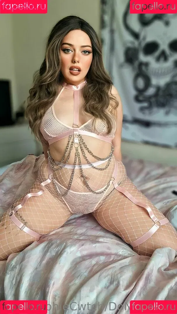 sophiecwtch Onlyfans Photo Gallery 