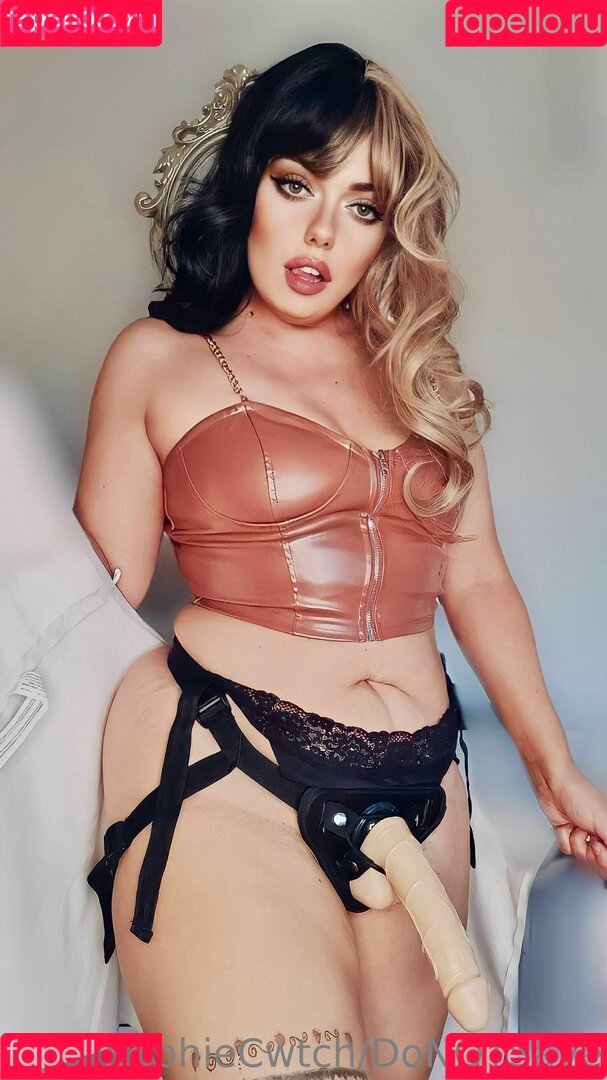 sophiecwtch Onlyfans Photo Gallery 