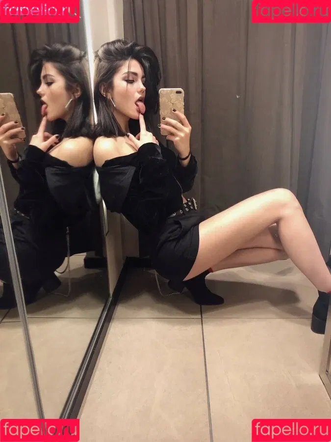 autumngravesz Onlyfans Photo Gallery 