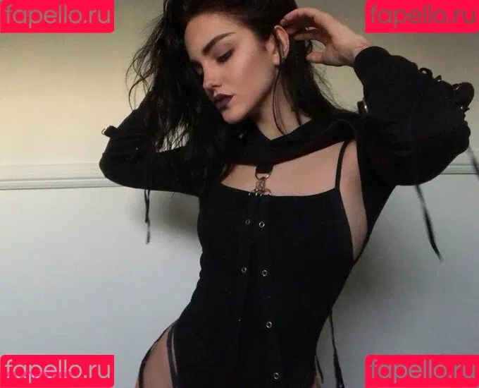autumngravesz Onlyfans Photo Gallery 