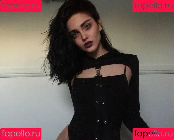 autumngravesz Onlyfans Photo Gallery 