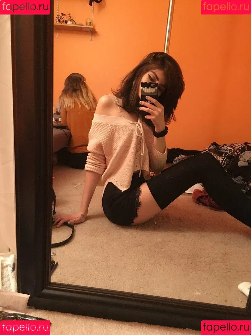 autumngravesz Onlyfans Photo Gallery 