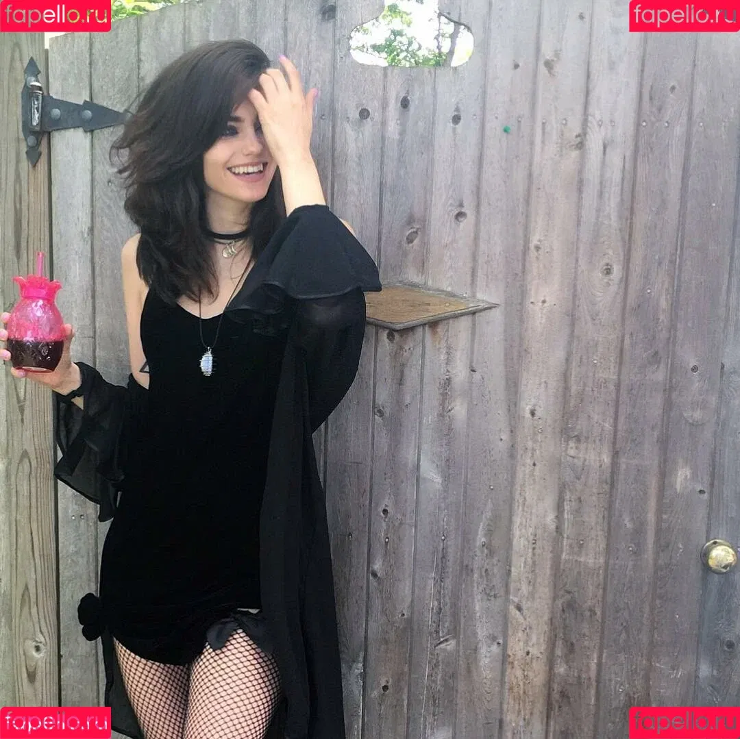 autumngravesz Onlyfans Photo Gallery 