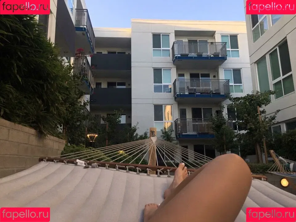 autumngravesz Onlyfans Photo Gallery 