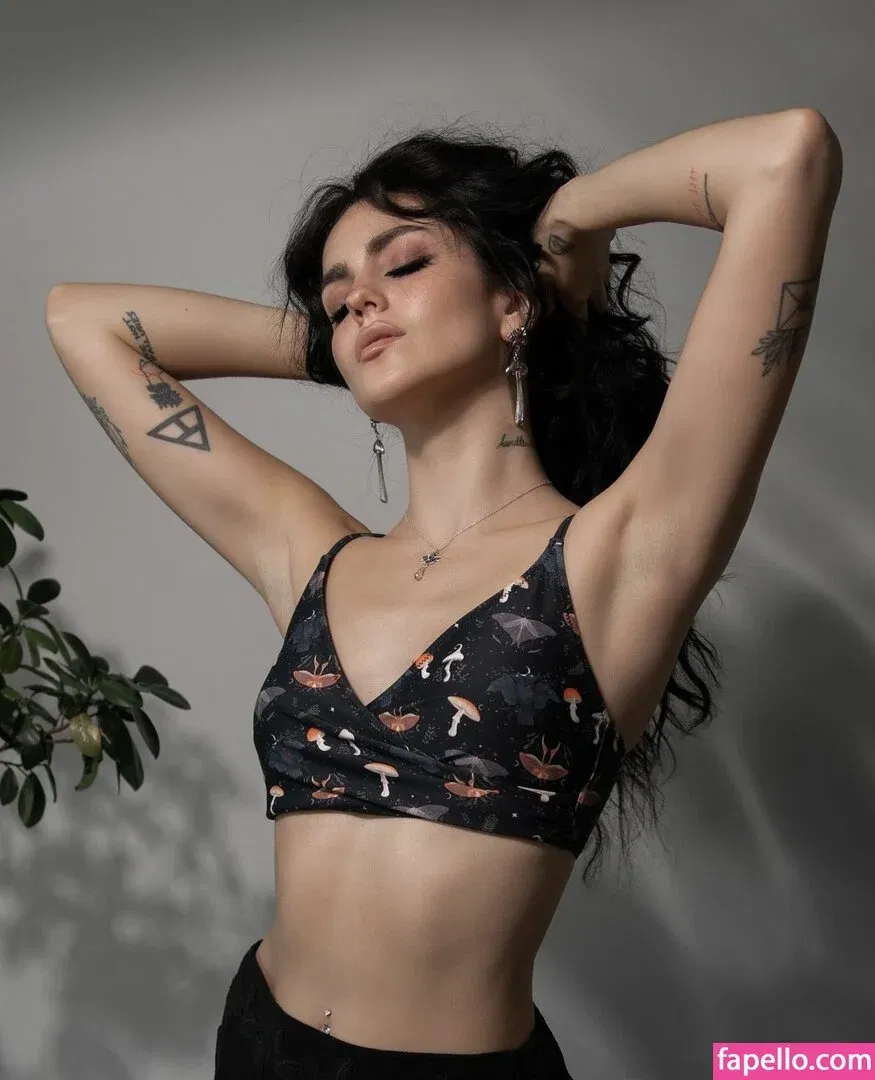 autumngravesz Onlyfans Photo Gallery 