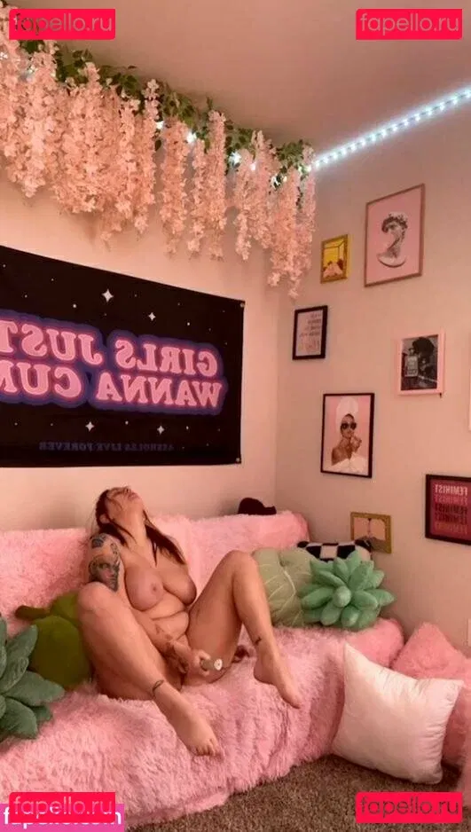 carrottcake Onlyfans Photo Gallery 