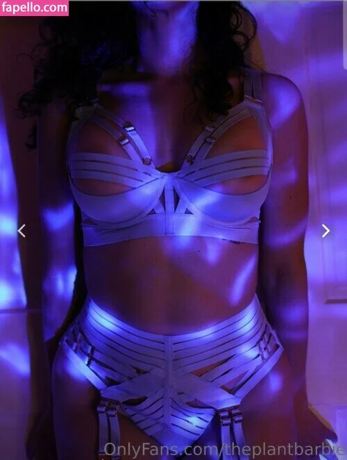 theplantbarbie Onlyfans Photo Gallery 