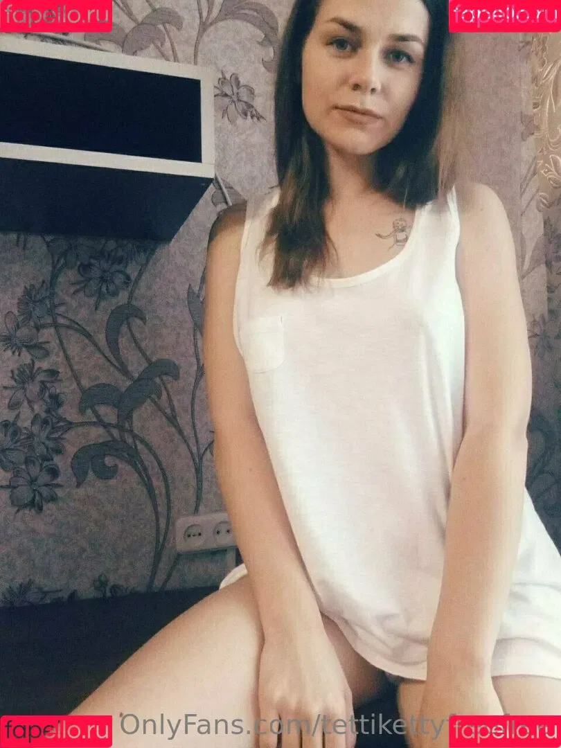 tettikettyfreefree Onlyfans Photo Gallery 