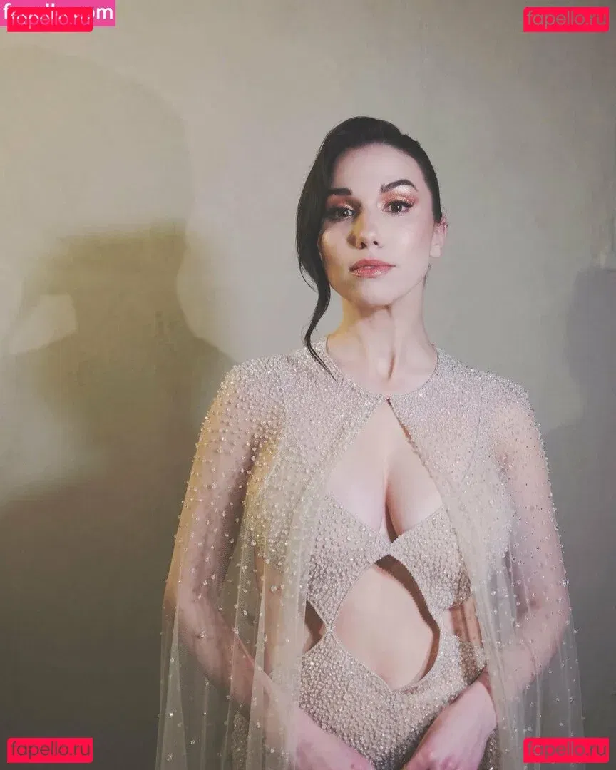 Grace Caroline Currey Onlyfans Photo Gallery 